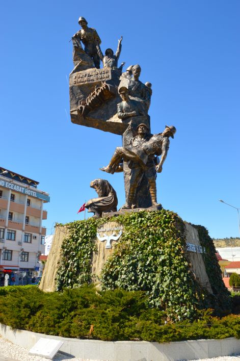 Part of the War Memorial Eceabat.