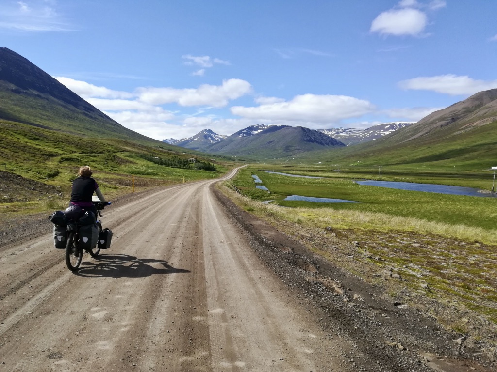 sr4kXnp+T66fRaW6btD9tw_thumb_104f1