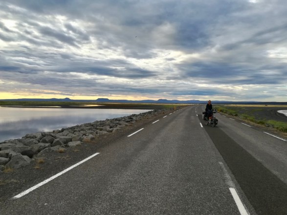 UbxR1Qw0SZGuuXx1zd9F8g_thumb_fcbd