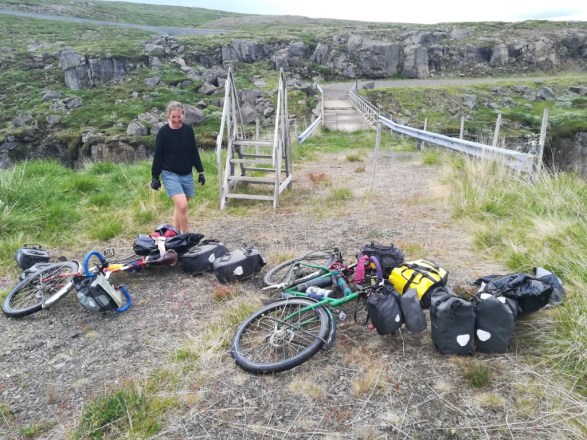 UNADJUSTEDNONRAW_thumb_fe05